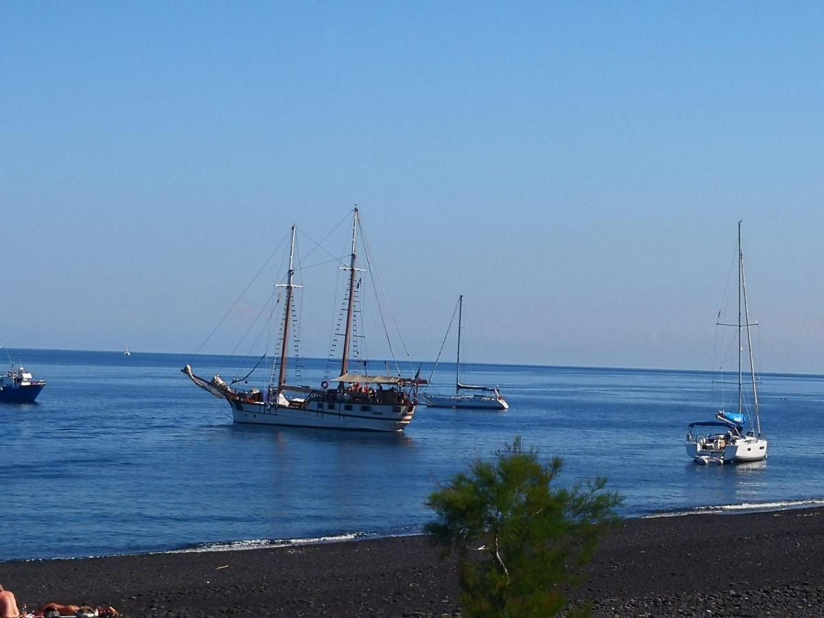 Villa Ginestra Sulla Spiaggia Di Stromboli Exteriér fotografie